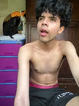 Axel-Mejia online show from May 18, 2:23 pm
