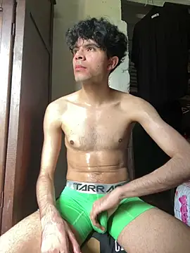 Axel-Mejia online show from May 25, 7:31 pm