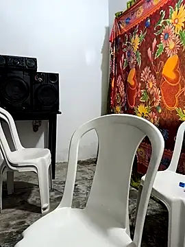 giannis090 online show from October 26, 8:00 pm