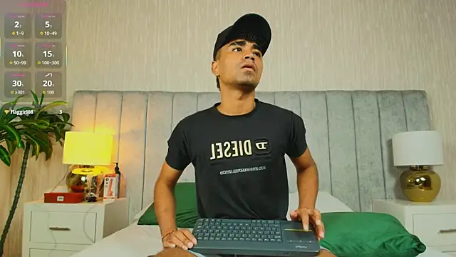 Jacob 606 online show from December 1, 7:28 pm