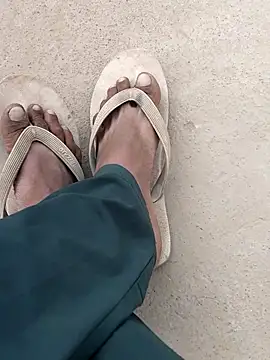 INTERNATIONAL0001 online show from November 18, 2:48 am