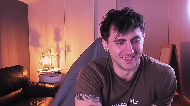 Oscar Miller  online show from September 16, 9:37 pm