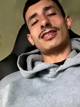 Damartinez27 online show from January 11, 10:02 pm