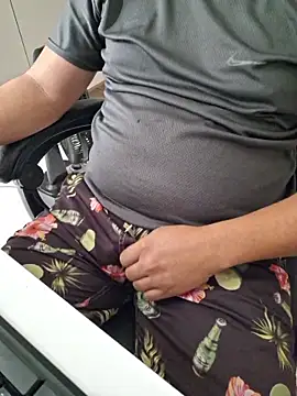 Carloskasado online show from January 19, 1:24 pm