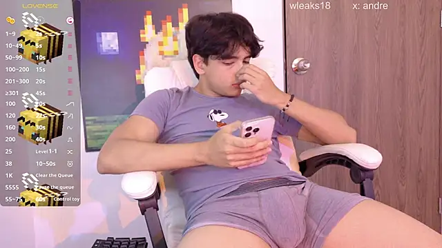 an drew18 online show from May 6, 3:12 pm