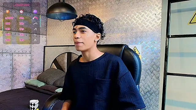 AlanCutee online show from September 16, 12:50 pm