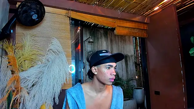 AlanCutee online show from January 19, 1:35 pm