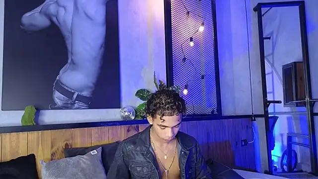 AlanCutee online show from March 28, 11:54 am