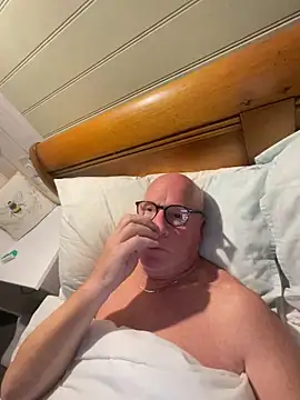 philefc online show from October 25, 6:48 am