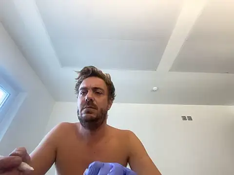 3615-ULLA online show from October 19, 8:50 am