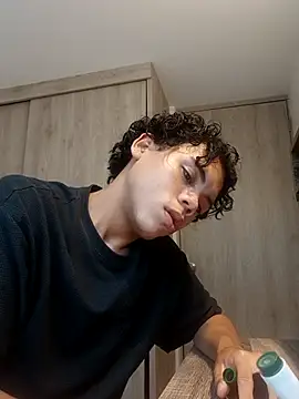 FunJade online show from November 13, 8:46 pm