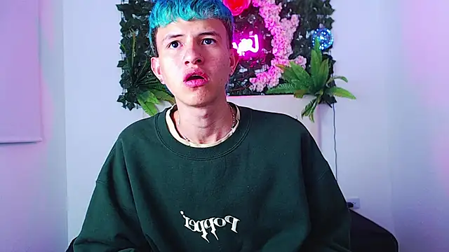 iam lukas   online show from October 10, 3:22 am