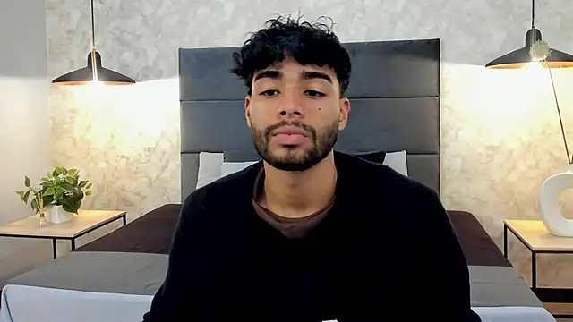 RaphaelDufort online show from December 4, 12:06 am