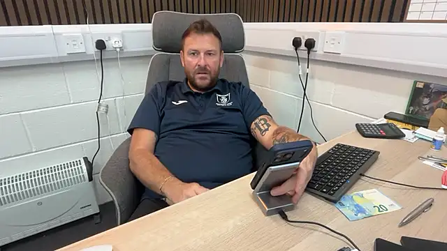 bilf1978 online show from July 7, 6:02 am