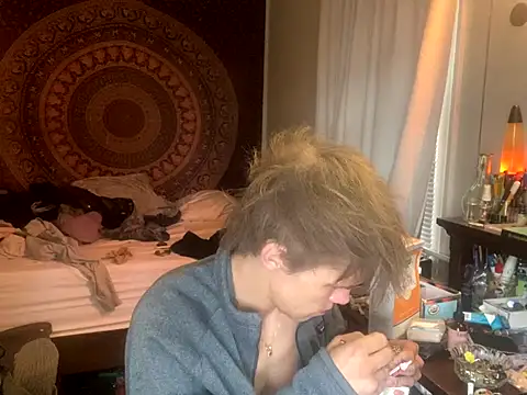 XanderOzzz online show from November 9, 5:17 pm