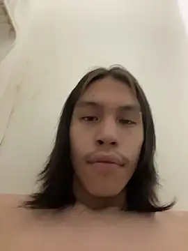 heytherepeoples717 online show from November 30, 4:36 am