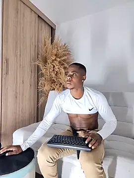 liambolt online show from September 16, 4:02 am