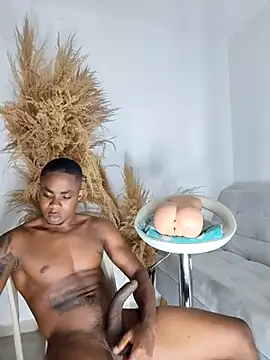 liambolt online show from October 2, 1:20 am