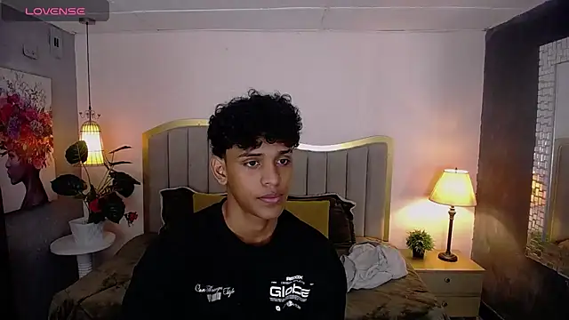 jhos padill online show from February 5, 1:29 pm