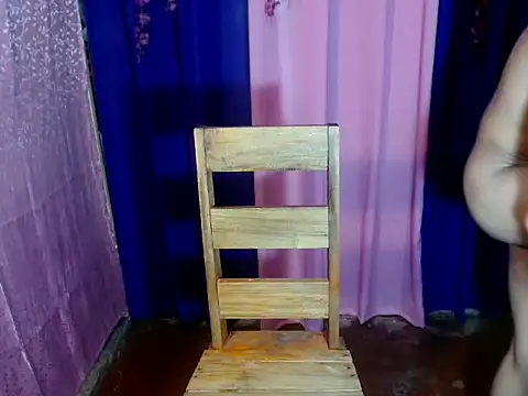 addicted to alex online show from October 4, 6:40 am