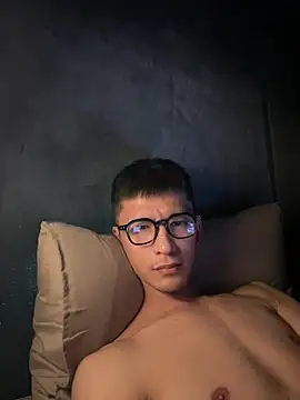 icefun1109 online show from April 19, 6:10 pm