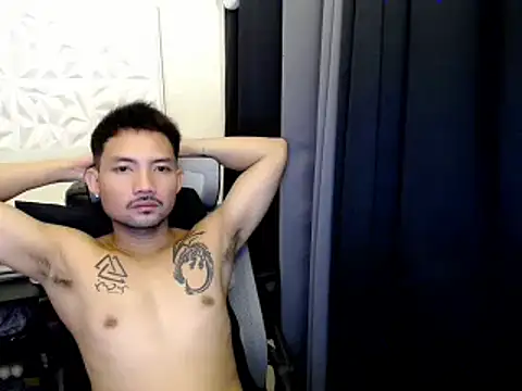 Thefriskyasian online show from November 4, 11:06 pm