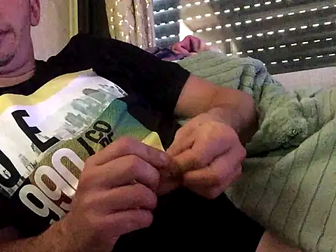 coupleamateurfun23 online show from September 19, 10:59 am