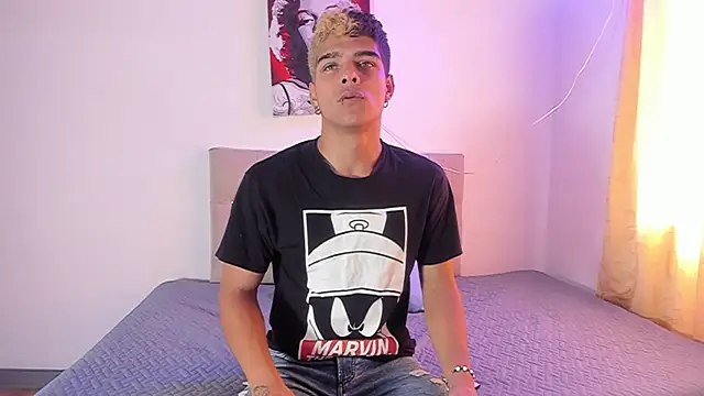 wyatt 3 online show from September 15, 6:53 pm