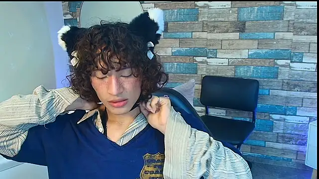 Chipi tay online show from February 2, 7:11 pm