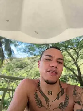 AlphaMasterXxx online show from April 4, 9:12 pm