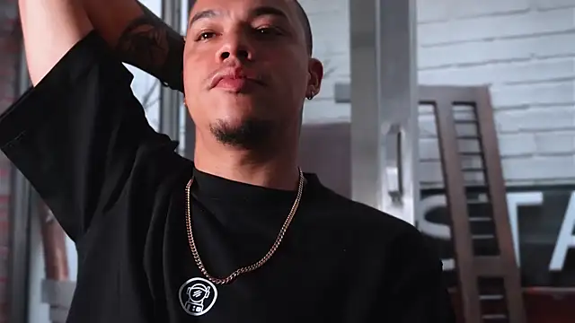 AlphaMasterXxx online show from April 15, 8:09 pm