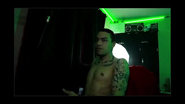 AlphaMasterXxx online show from September 20, 2:00 am