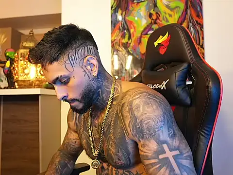 logan hugh8 online show from October 2, 1:31 am