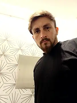 Macrhizz online show from October 23, 5:27 pm