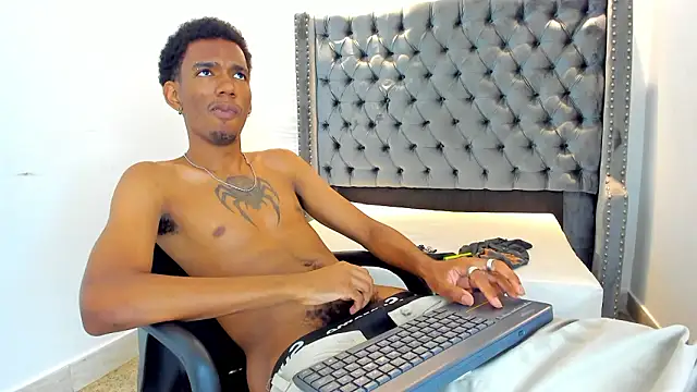 nero reyd online show from March 18, 8:12 pm