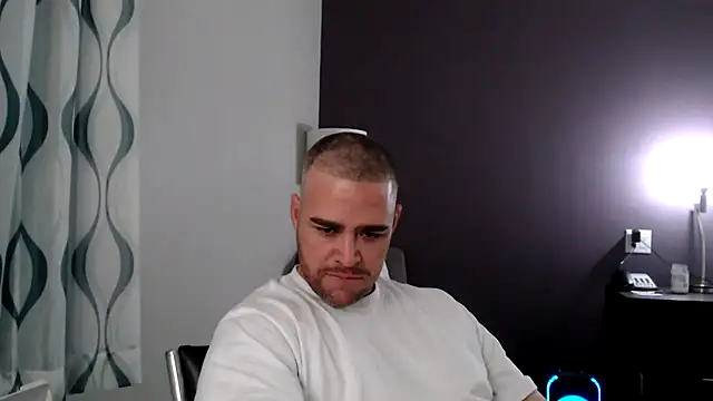 Dallasbest214 online show from October 6, 9:47 am