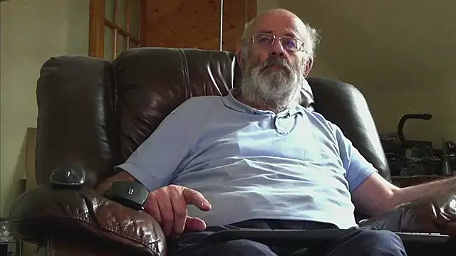 janzer13 online show from November 7, 1:36 pm