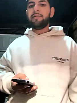 Julians26ne online show from January 18, 2:08 pm