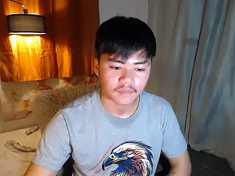 hot emman online show from April 10, 2:51 am