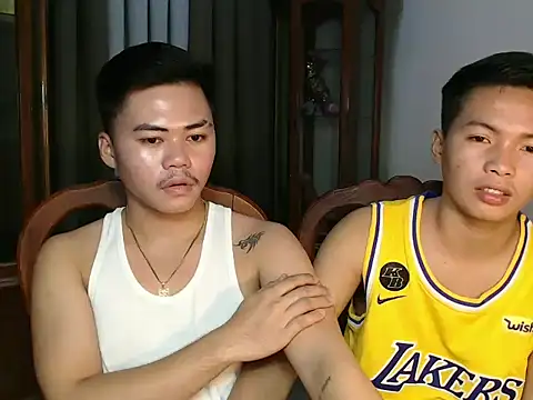 hot emman online show from September 17, 3:46 pm