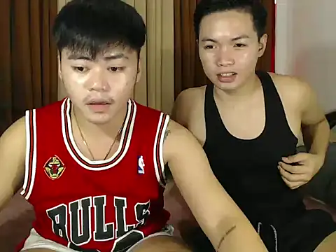 hot emman online show from March 2, 12:54 am