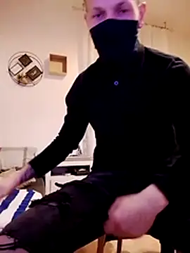 P E R V I T I N online show from April 24, 9:17 pm