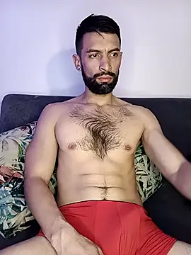 Snapshot of Enzo-wolf33 chatting on October 6, 12:26 am Enzo-wolf33 online show from October 6, 12:26 am