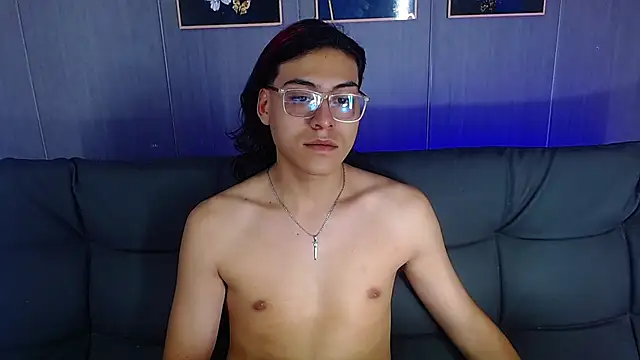 dirty model online show from February 4, 10:16 pm