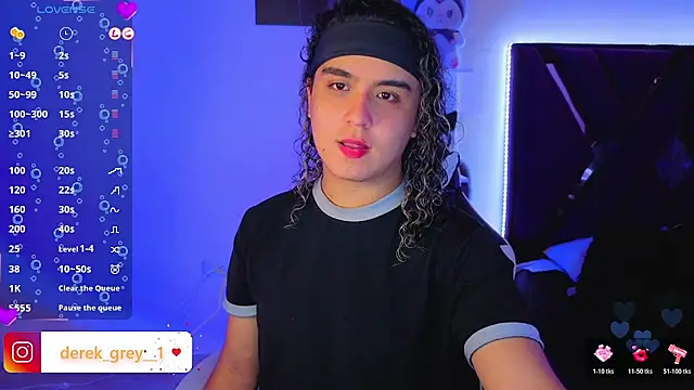 derek greyy  online show from April 7, 9:37 pm