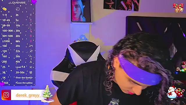 derek greyy  online show from December 15, 7:44 pm