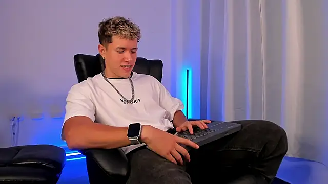 nathan blake online show from November 7, 8:12 pm