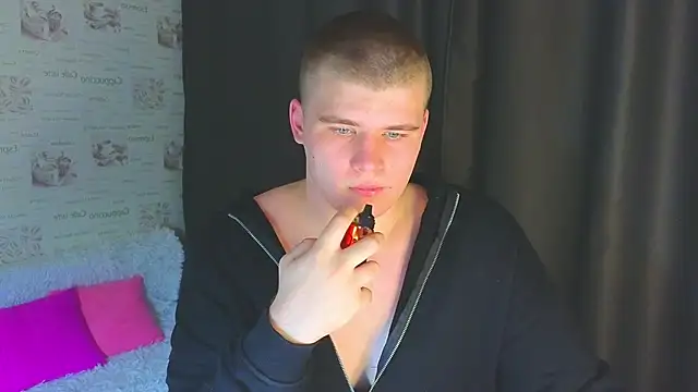 kittenmurr online show from September 22, 8:52 pm