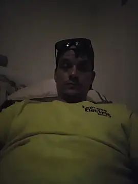 twistafatpipe online show from May 30, 11:16 pm