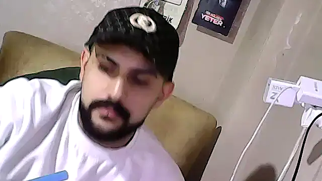 Muratcan33 online show from December 19, 12:18 am